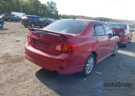 2010 Toyota Corolla S z USA, uszkodzony, nr VIN 2T1BU4EE6AC449991